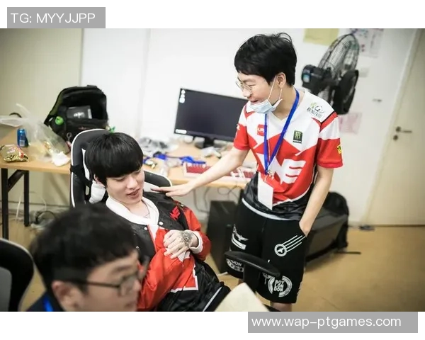 WE在Major赛中的团队配合表现分析与点评